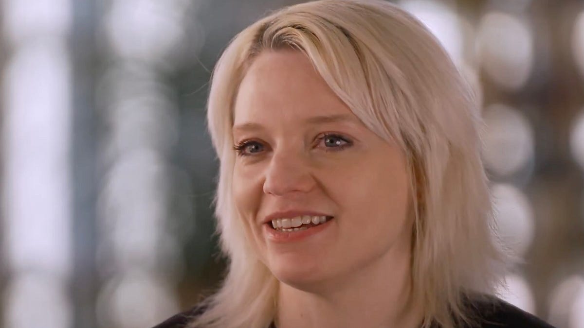 Split image of Google Gemini and Anthropic Claude logos with TPU chips and benchmark charts