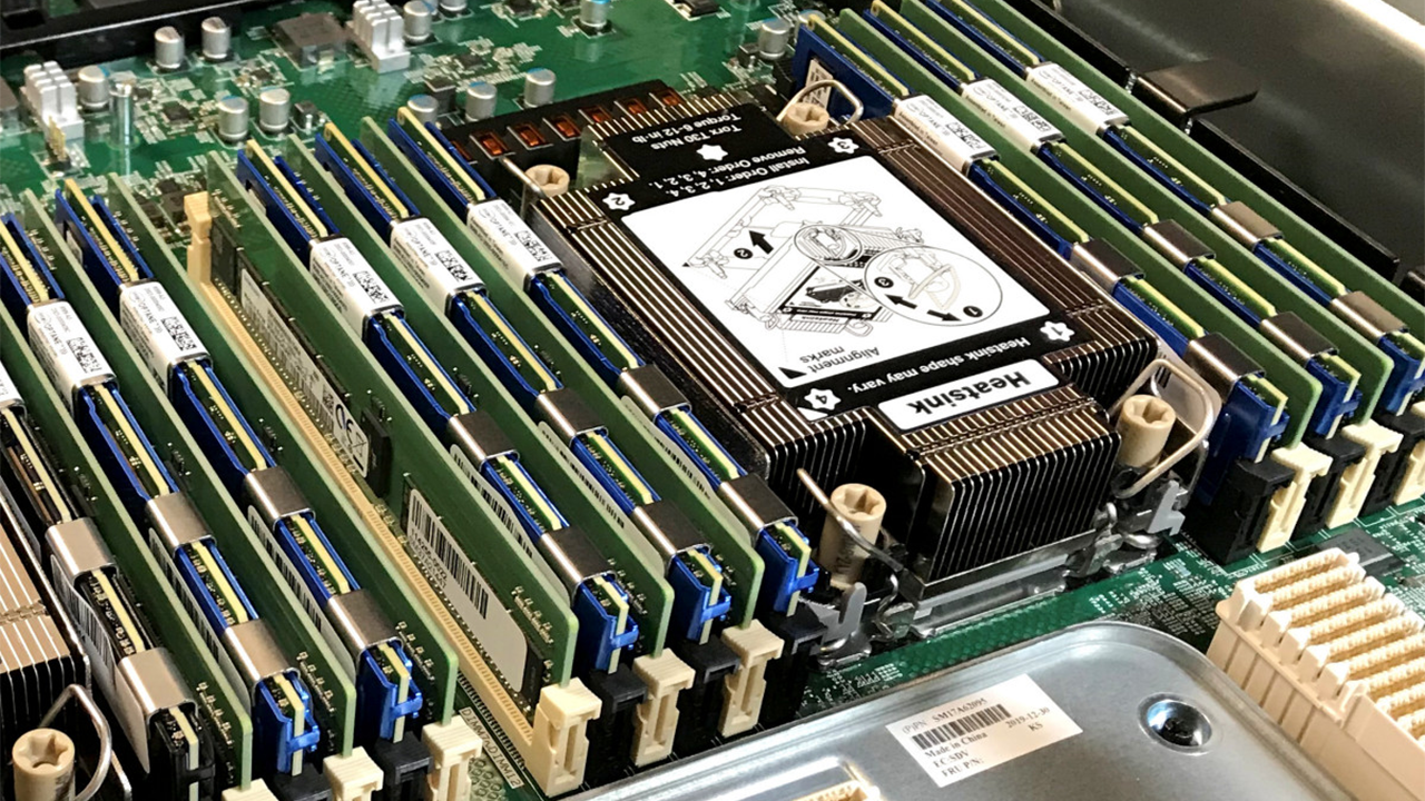 Screenshot of a computer build with multiple Optane DIMM modules installed.