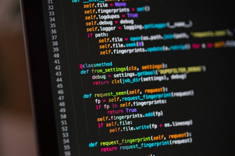 Ordinateur quantique menaçant la blockchain Bitcoin alors que des boucliers cryptographiques s'activent