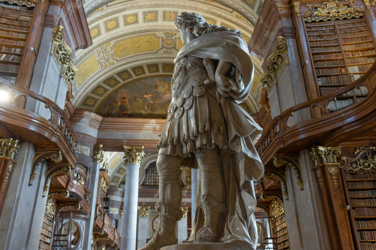 Graph showing English language data dominance over other languages for LLM training