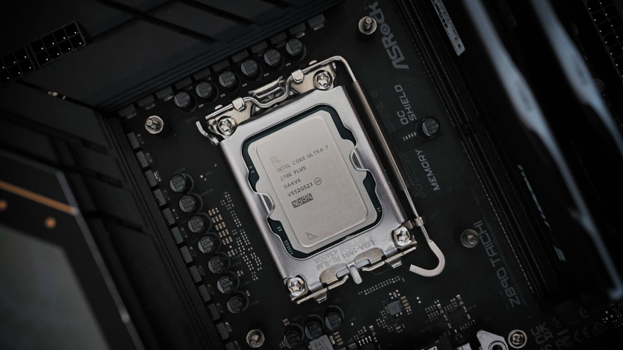 Graph of scalar vs vector instructions with iBOT enabled in Geekbench HDR test