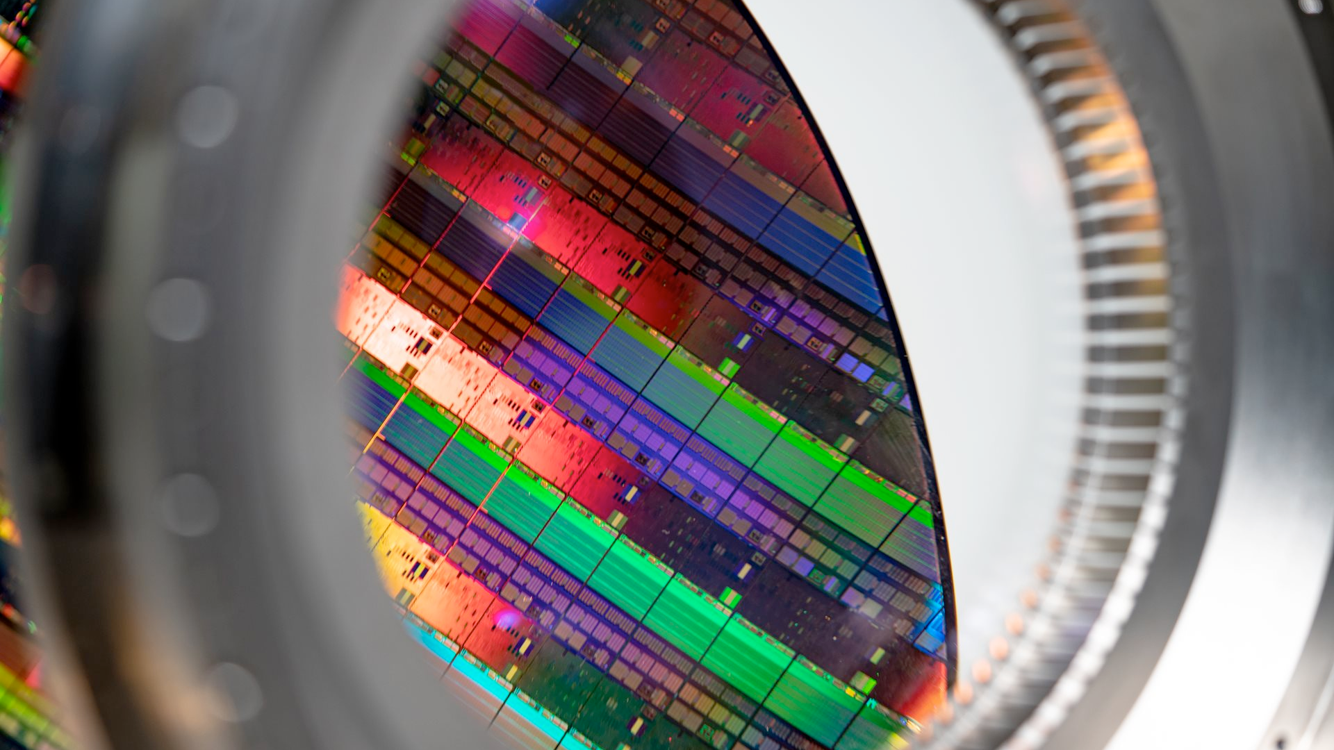 Nikon's Lithography Gambit: Can Lower Prices Dislodge ASML?