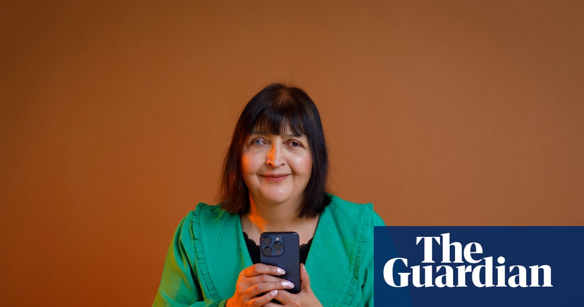 Smartphone screen showing Mindsera AI journaling app with colorful response illustration and empathetic feedback text